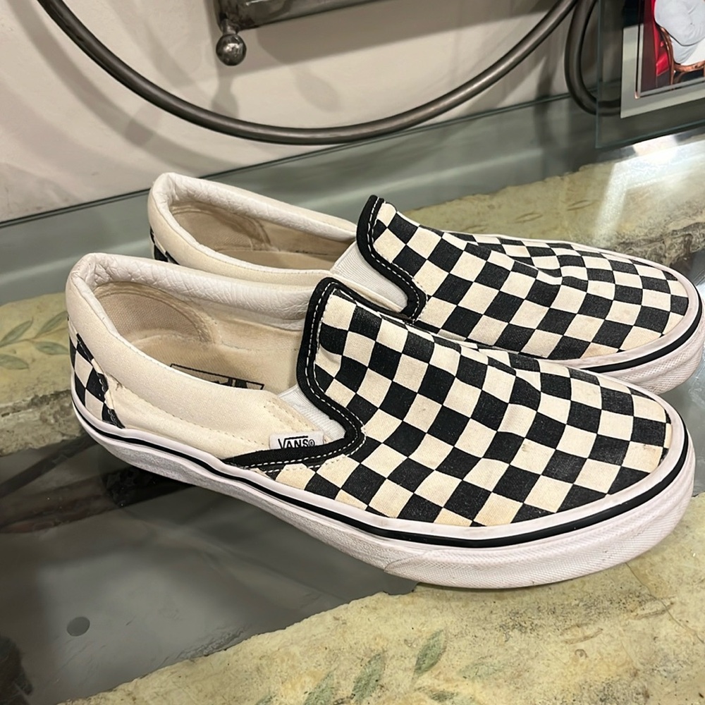 Women’s Checkered Vans